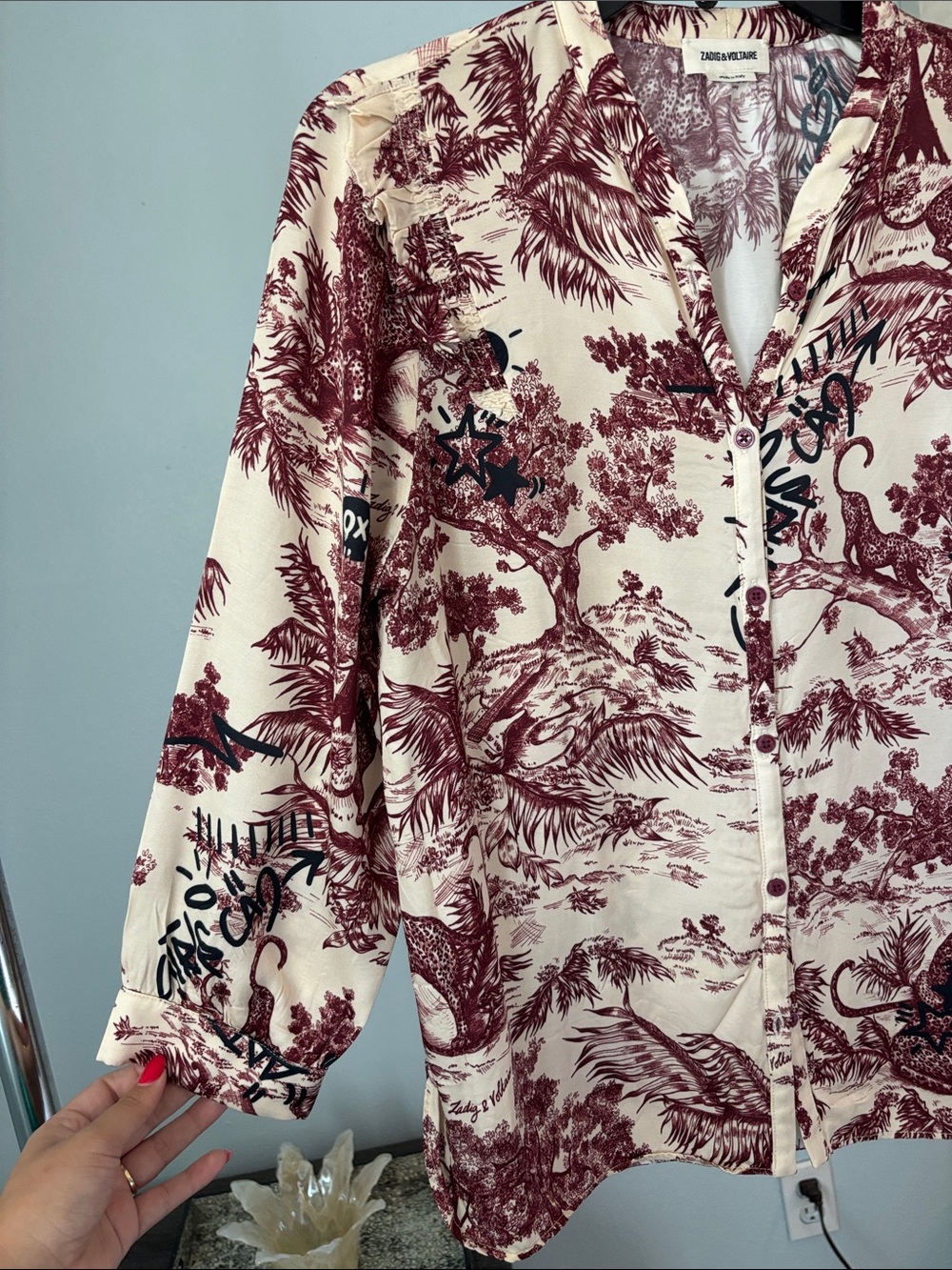 Zadig & Voltaire Button-Up Blouse w Maroon Toile & Black Script